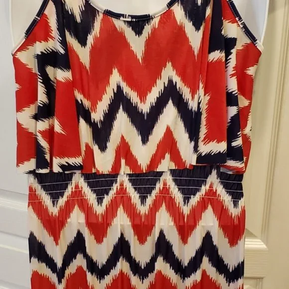 West Loop Size Large Red White Blue Print Maxi Dress NWT - Picture 12 of 15